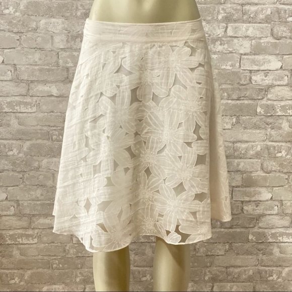 Suzy Shier Dresses & Skirts - Suzy Shier Floral Sheer Skirt **MINT CONDITION**